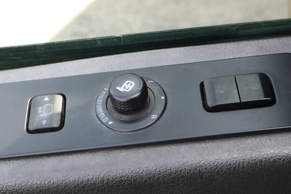 Used 2011 Ford F250 Lariat w/ Lariat Interior Pkg AWD/4WD image 20