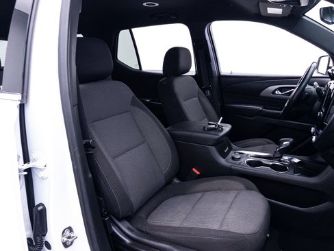 Used 2023 Chevrolet Traverse LT w/ LPO, Cargo Package FWD image 34