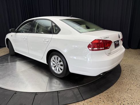 Used 2015 Volkswagen Passat 1.8T Wolfsburg Edition FWD image 3