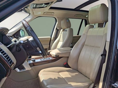 Used 2017 Land Rover Range Rover Supercharged AWD/4WD image 3