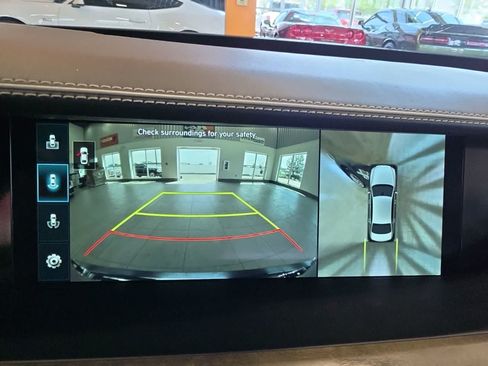 Used 2021 Genesis G90 5.0 Ultimate RWD image 32