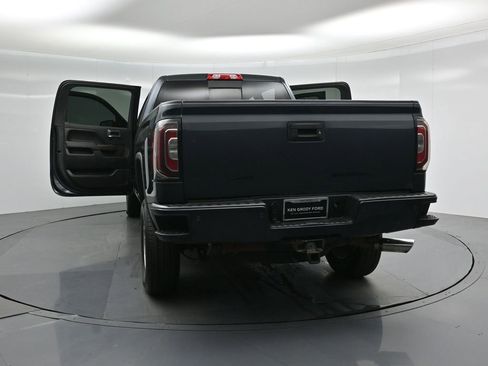 Used 2018 GMC Sierra 1500 Denali image 31