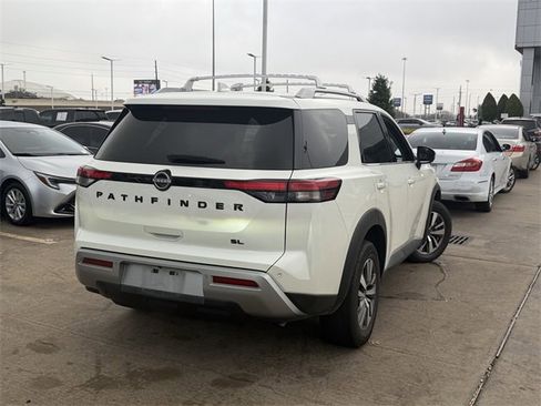 Used 2023 Nissan Pathfinder SL w/ Lighting Package (N92) image 5