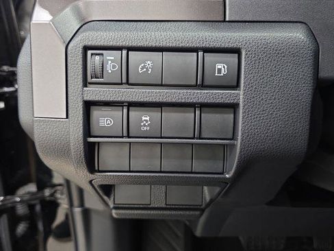 Certified 2026 Toyota 4Runner SR5 AWD/4WD image 21