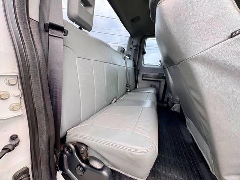 Used 2016 Ford F250 XL w/ Power Equipment Group AWD/4WD image 28