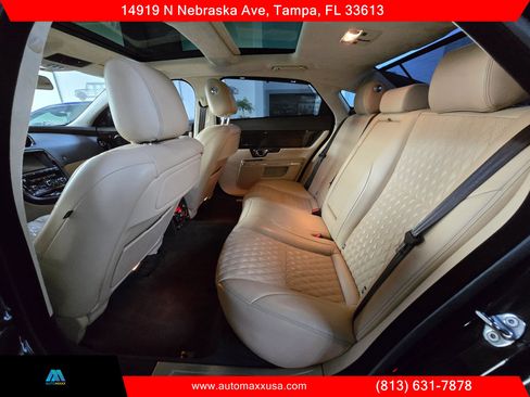 Used 2016 Jaguar XJ L Portfolio RWD image 33