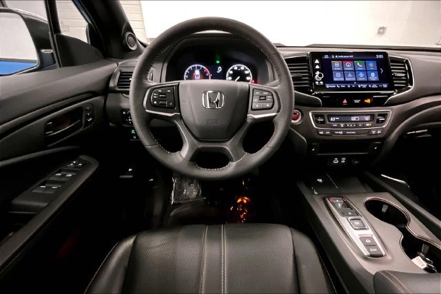 Used 2025 Honda Ridgeline TrailSport+ image 6