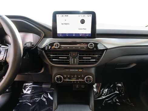 Certified 2023 Ford Escape Active AWD/4WD image 16