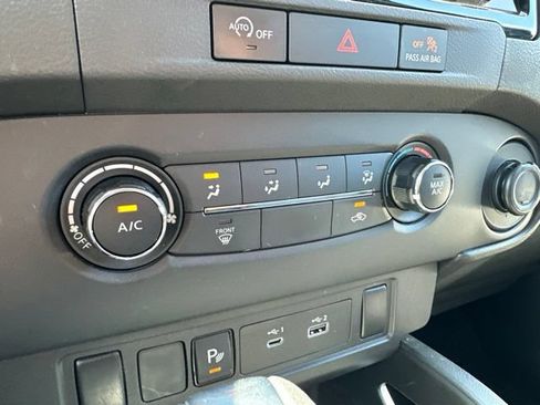 Certified 2024 Nissan Frontier SV w/ Technology Package AWD/4WD image 26