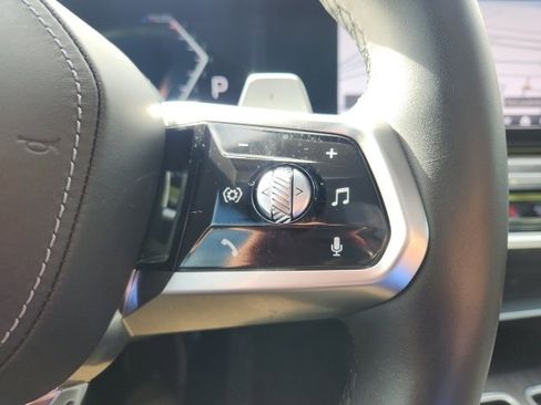 Used 2023 BMW 740i 740i w/ Parking Assistance Package image 35