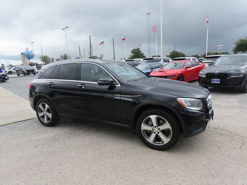 Used 2016 Mercedes-Benz GLC 300 image 7