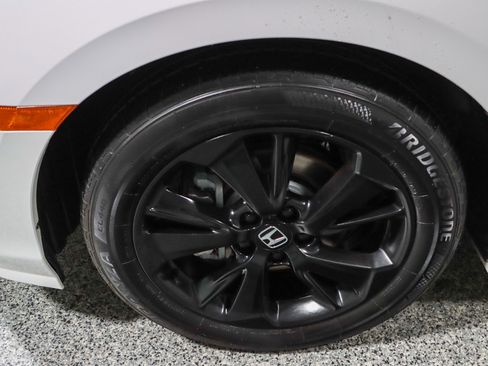 Used 2023 Honda Odyssey Sport image 11