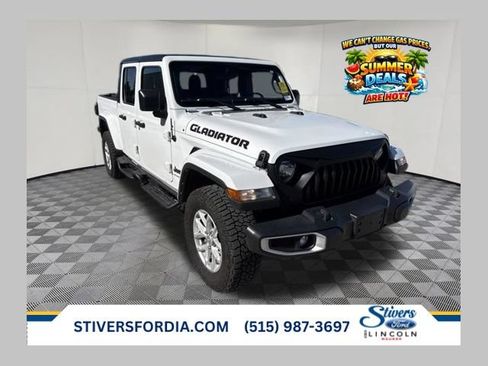 Used 2023 Jeep Gladiator Sport AWD/4WD image 1