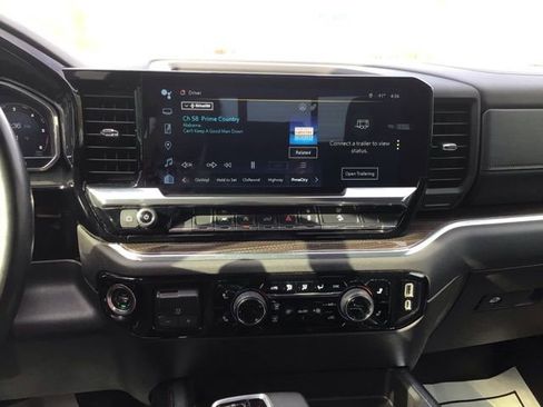 Used 2024 Chevrolet Silverado 1500 LT Trail Boss w/ Convenience Package II image 12