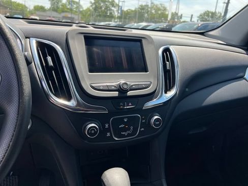 Certified 2022 Chevrolet Equinox LT FWD image 19