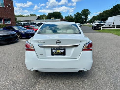 Used 2015 Nissan Altima 2.5 S w/ Power Driver Seat Package FWD image 7
