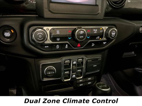 Used 2020 Jeep Wrangler Unlimited Sport AWD/4WD image 15