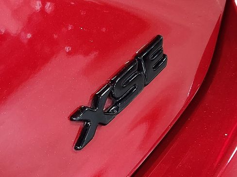 Used 2025 Toyota Camry XSE image 27