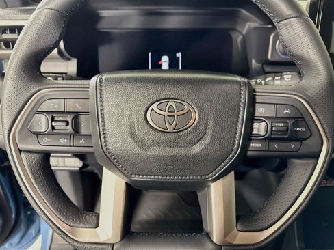 Certified 2026 Toyota 4Runner Limited AWD/4WD image 32