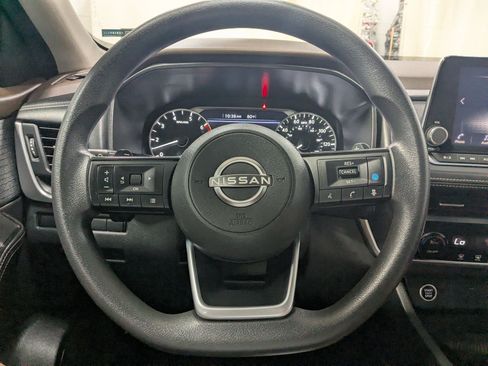 Used 2023 Nissan Rogue SV AWD/4WD image 17
