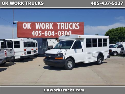 Used 2007 Chevrolet Express 3500 w/ School Bus Package RWD image 1