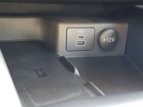 New 2025 Ford Escape SE w/ PHEV Premium Package image 20