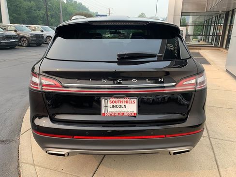 Certified 2023 Lincoln Nautilus Reserve w/ Equipment Group 201A AWD/4WD image 4
