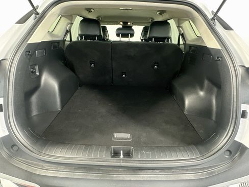 Used 2025 Kia Sportage EX FWD image 30