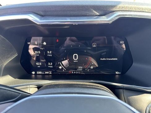 New 2026 GMC Canyon Elevation w/ Convenience Package image 16