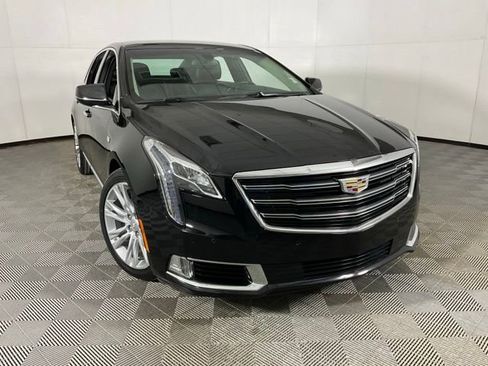Used 2018 Cadillac XTS Luxury image 8