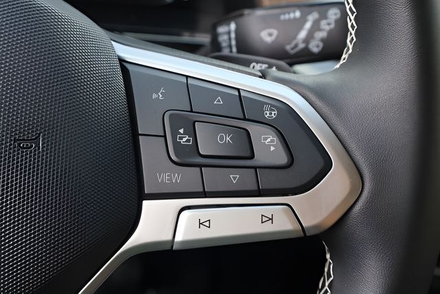 Certified 2026 Volkswagen Atlas SE AWD/4WD image 24