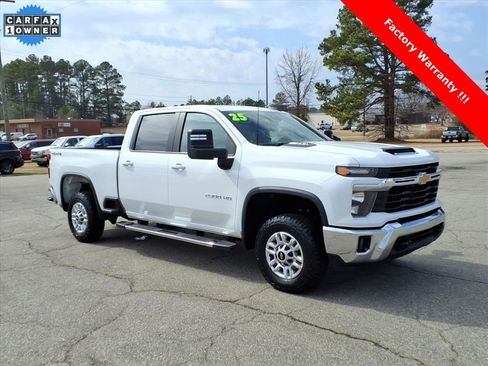 Used 2025 Chevrolet Silverado 2500 LT w/ Convenience Package image 7