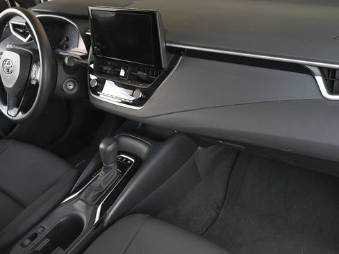 Used 2024 Toyota Corolla LE FWD image 14