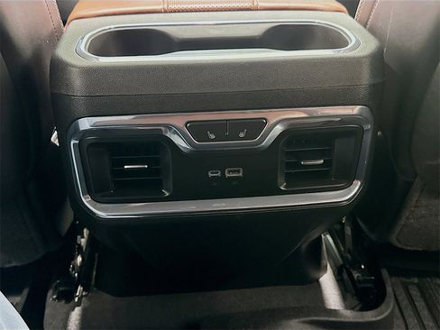 Used 2024 GMC Sierra 2500 Denali Ultimate w/ Max Trailering Package image 27
