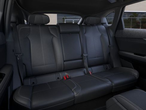 New 2026 Cadillac Optiq Luxury 1 image 20