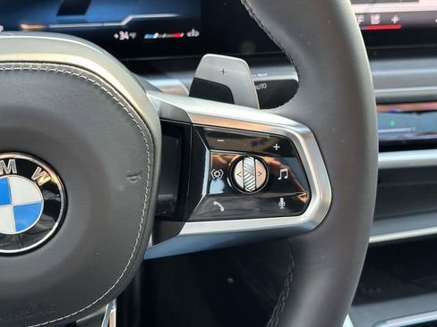 Used 2026 BMW 740i xDrive image 31