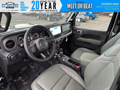 New 2025 Jeep Gladiator Mojave image 15