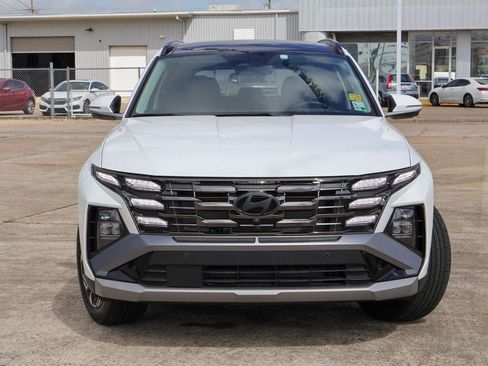 Used 2025 Hyundai Tucson Limited image 24