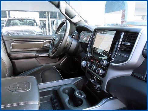 Used 2024 RAM 1500 Laramie image 8