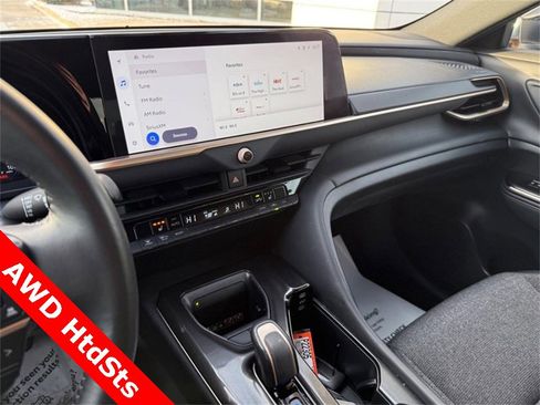 Used 2024 Toyota Crown XLE image 25