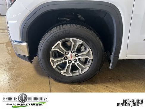 Used 2024 GMC Sierra 1500 SLT AWD/4WD image 29