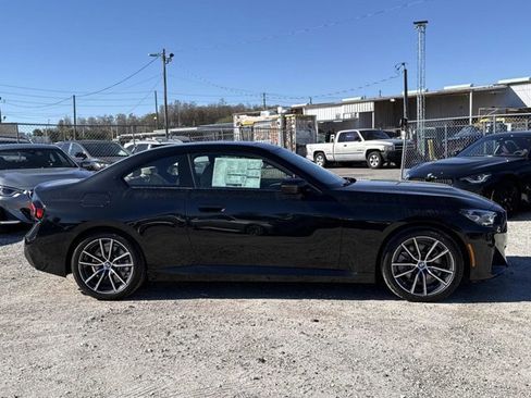 New 2026 BMW 230i Coupe w/ Premium Package RWD image 2