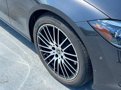 Used 2023 Mercedes-Benz C 300 4MATIC Sedan image 2