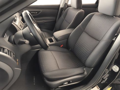 Used 2016 Nissan Altima 2.5 S w/ Power Driver Seat Package image 5