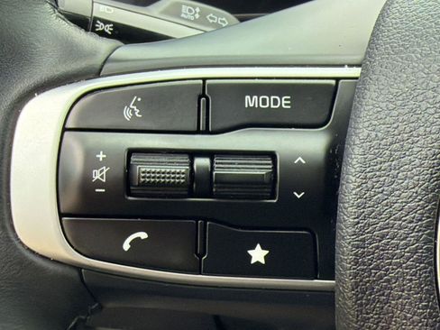 Used 2025 Kia Sportage X-Line w/ Premium Package AWD/4WD image 16