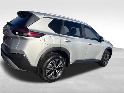 Used 2023 Nissan Rogue SV w/ SV Premium B Package image 12