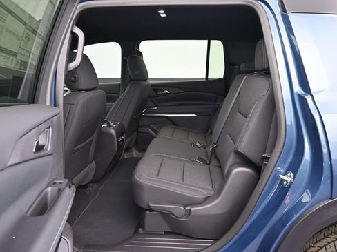 New 2026 Chevrolet Traverse LT w/ Driver Confidence Package image 29