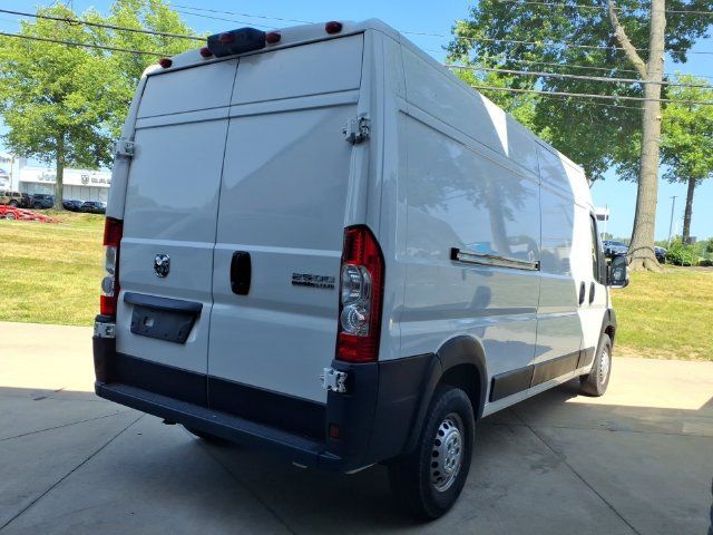 Used 2025 RAM ProMaster 2500 w/ Convenience Group FWD image 5