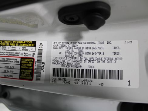 Used 2022 Toyota Tundra SR5 w/ Convenience Package RWD image 44