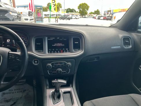 Used 2019 Dodge Charger Scat Pack image 18